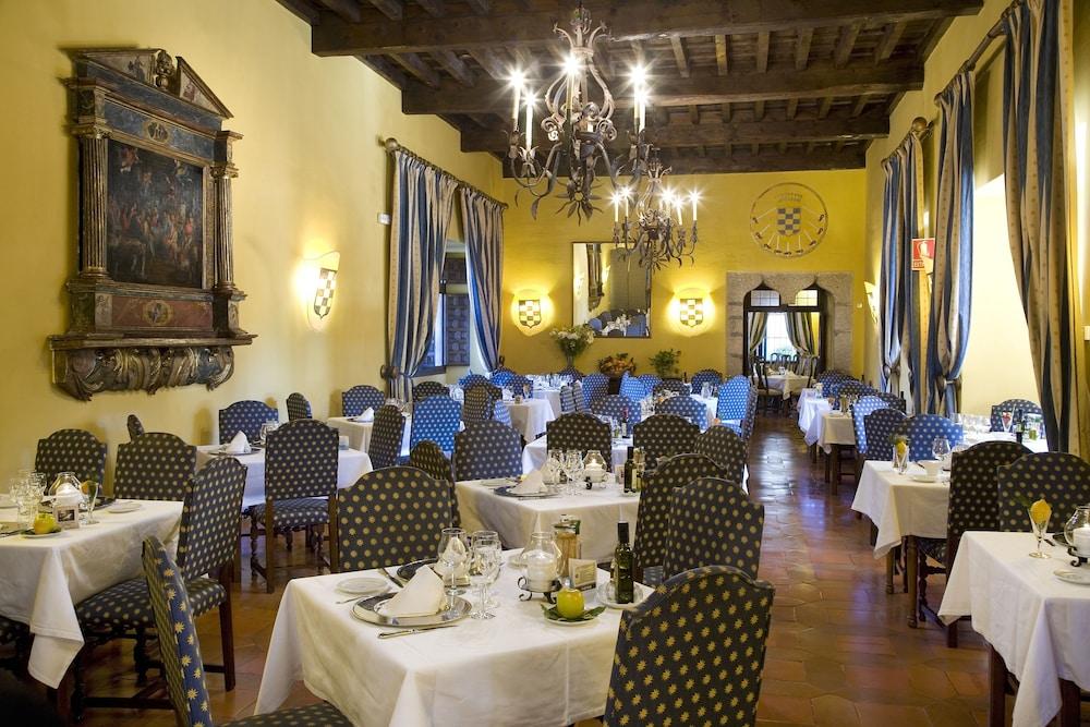 Parador De Jarandilla De La Vera Exterior photo