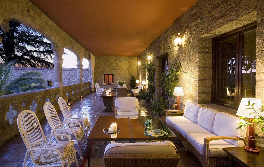 Parador De Jarandilla De La Vera Exterior photo