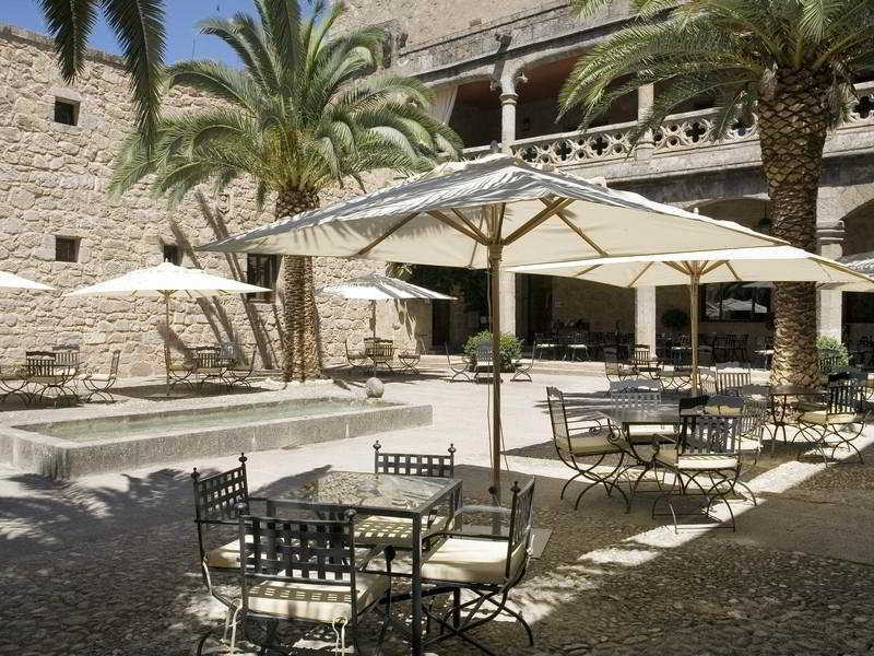 Parador De Jarandilla De La Vera Exterior photo