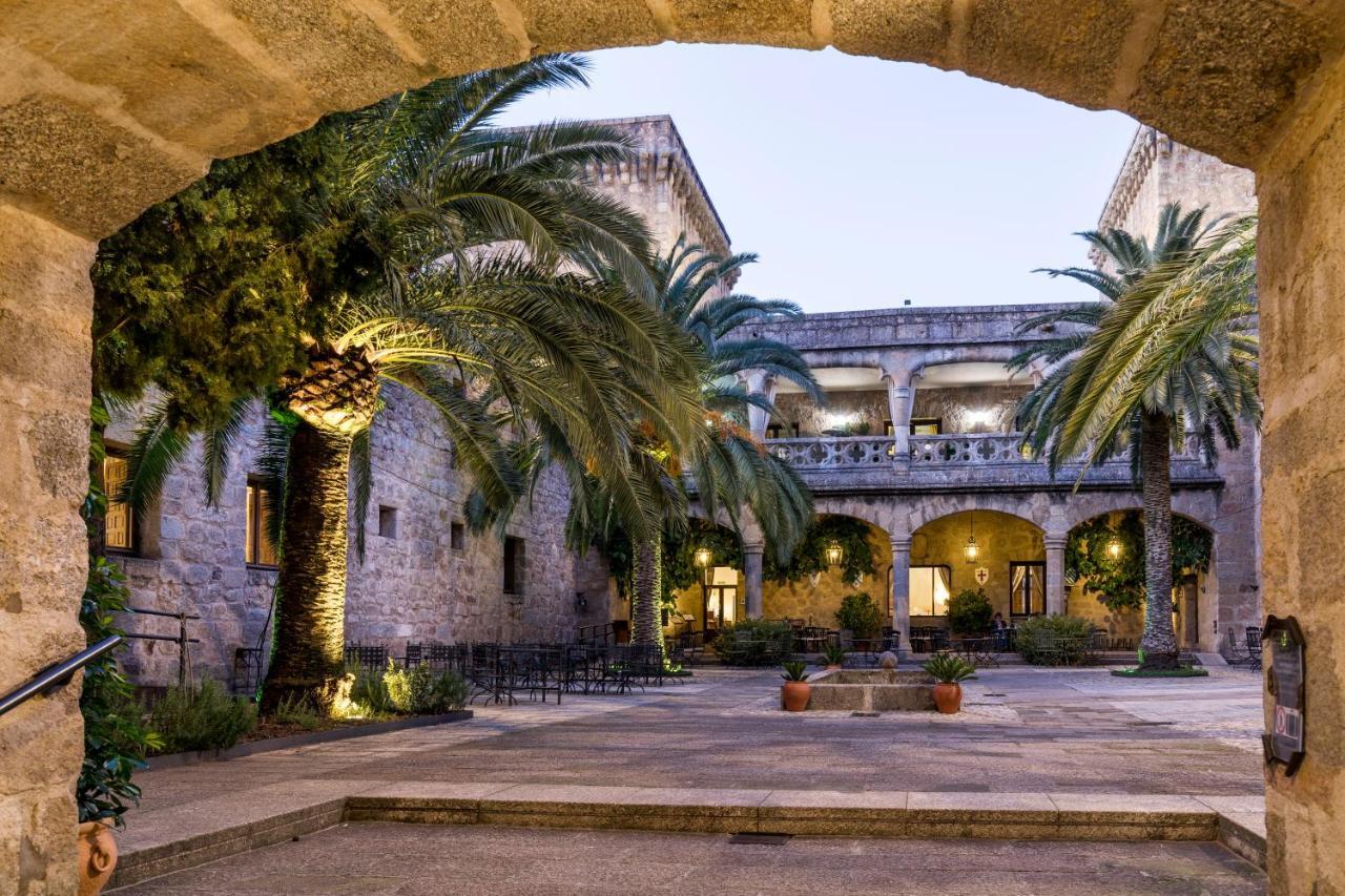 Parador De Jarandilla De La Vera Exterior photo